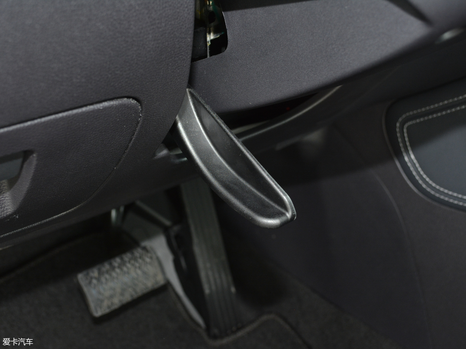 2018AV7 280T ԄF 5 V