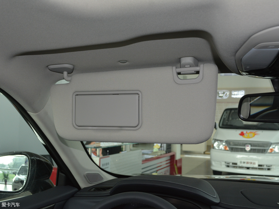 2018AV7 280T ԄF 5 V