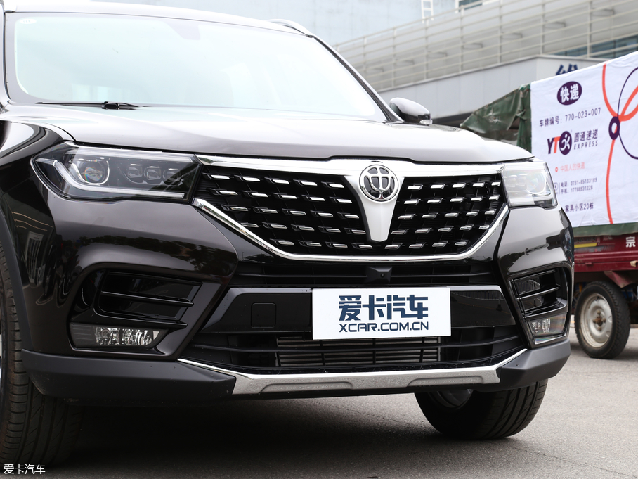 2018AV7 280T ԄӺA 5 V