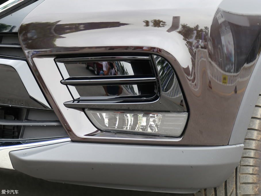 2018AV7 280T ԄӺA 5 V