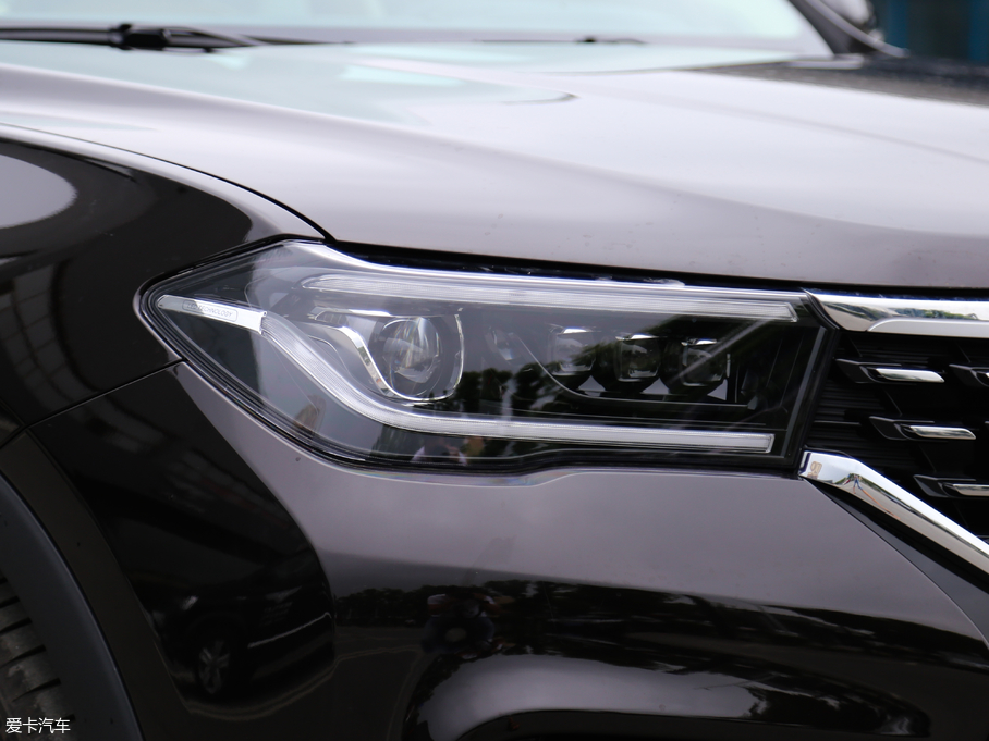 2018AV7 280T ԄӺA 5 V