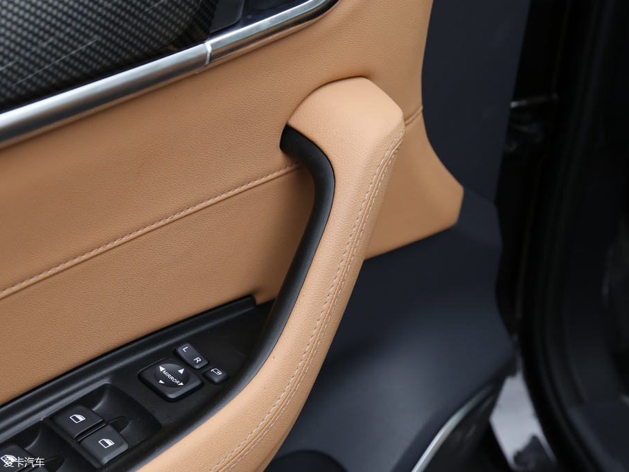 2018AV7 280T ԄӺA 5 V