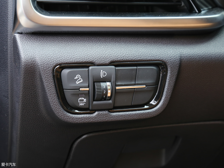 2018AV7 280T ԄӺA 5 V