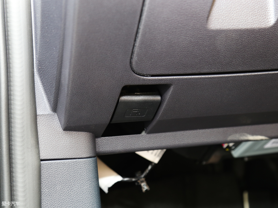 2018AV7 280T ԄӺA 5 V