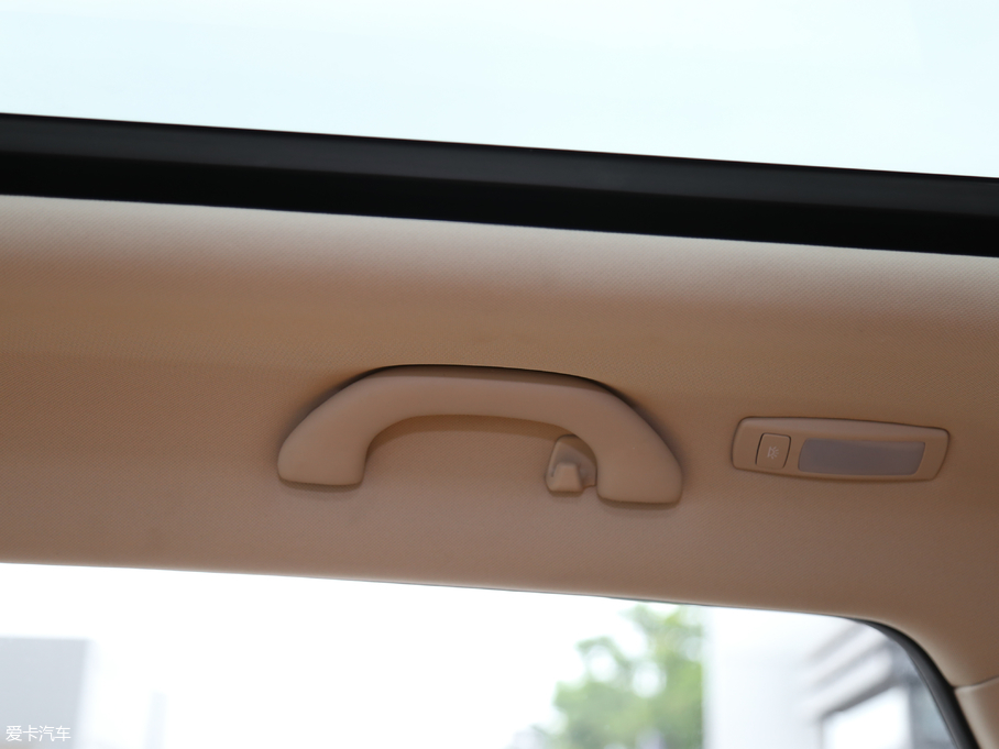 2018AV7 280T ԄӺA 5 V