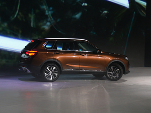 2018280T ԄŞ 7 V w^