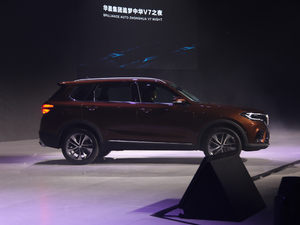 2018280T ԄŞ 7 V w^