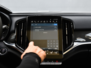 2018280T ԄŞ 5 V п؅^