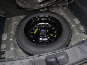 2018款280T 自动旗舰型 5座 国V 备胎