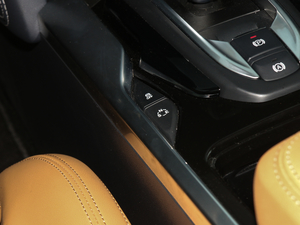 2018280T ԄŞ 5 V п؅^