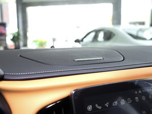 2018280T ԄŞ 7 V п؅^