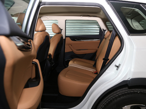 2018280T ԄŞ 5 V ſg