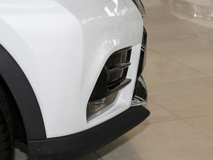 2018280T ԄӺA 5 V ^