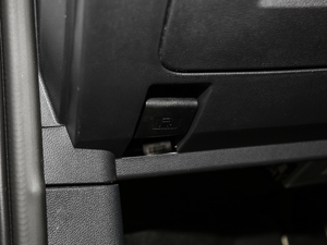 2018280T ԄӺA 5 V g