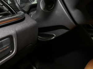 2018280T ԄӺA 5 V g