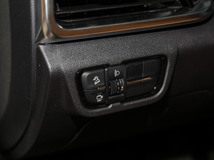 2018280T ԄӺA 5 V п؅^