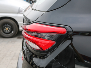 2018280T ԄF 5 V (x)(ji)^