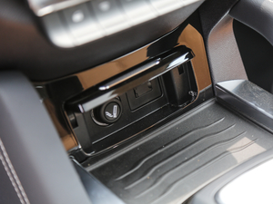 2018280T ԄF 5 V п؅^