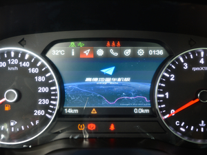 2018280T ԄF 5 V п؅^