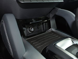 2018280T ԄF 5 V п؅^