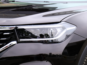 2018280T ԄӺA 5 V ^