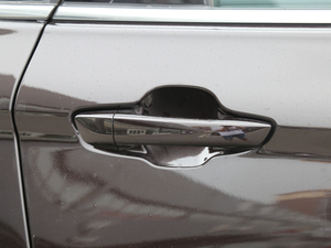 2018280T ԄӺA 5 V ^