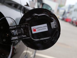 2018280T ԄӺA 5 V ^