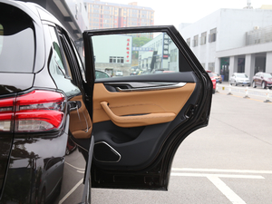 2018280T ԄӺA 5 V g