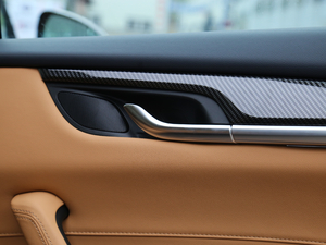 2018280T ԄӺA 5 V g