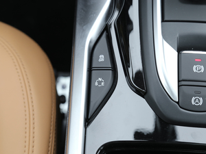 2018280T ԄӺA 5 V п؅^