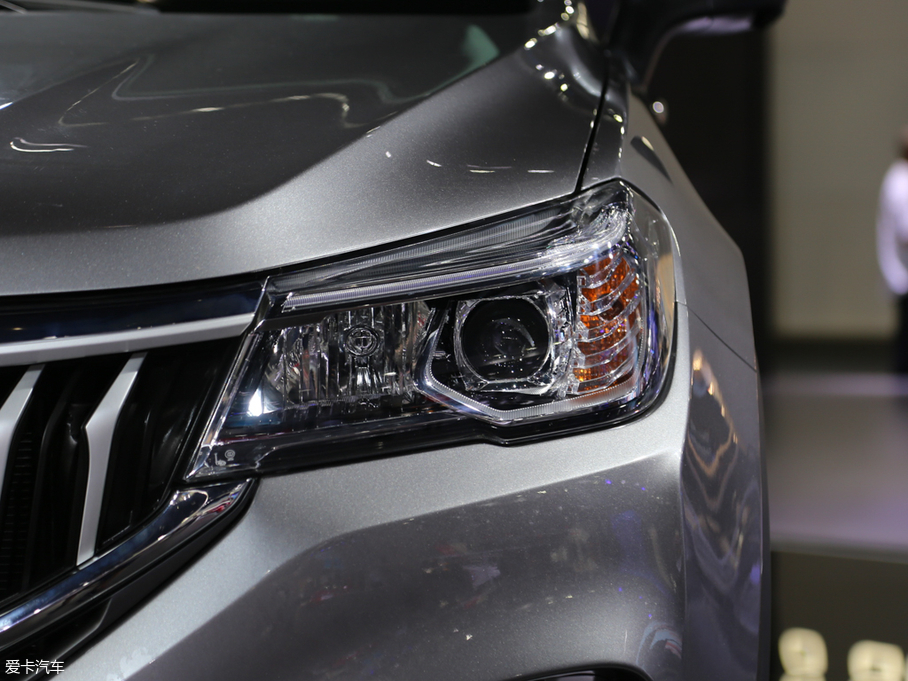 2018�����AV6 1.5T �ԄӼo����