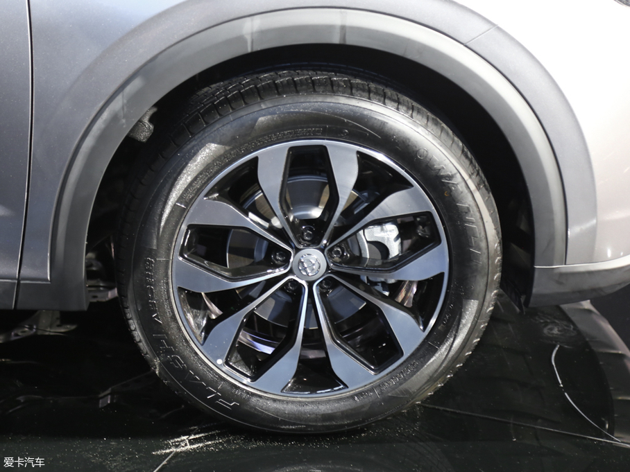 2018�����AV6 1.5T �ԄӼo����