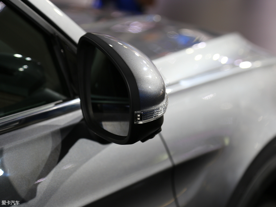 2018�����AV6 1.5T �ԄӼo����