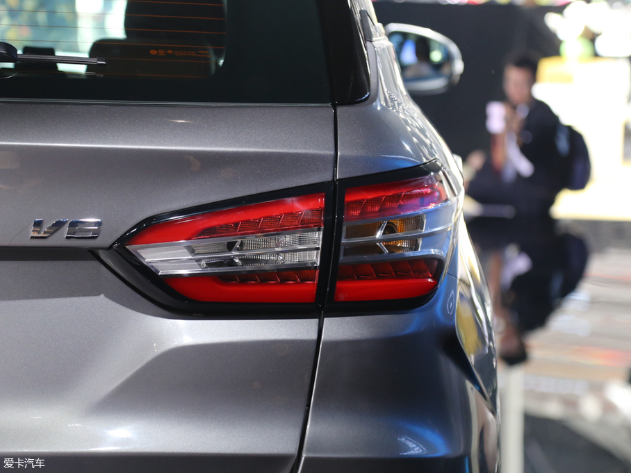 2018�����AV6 1.5T �ԄӼo����