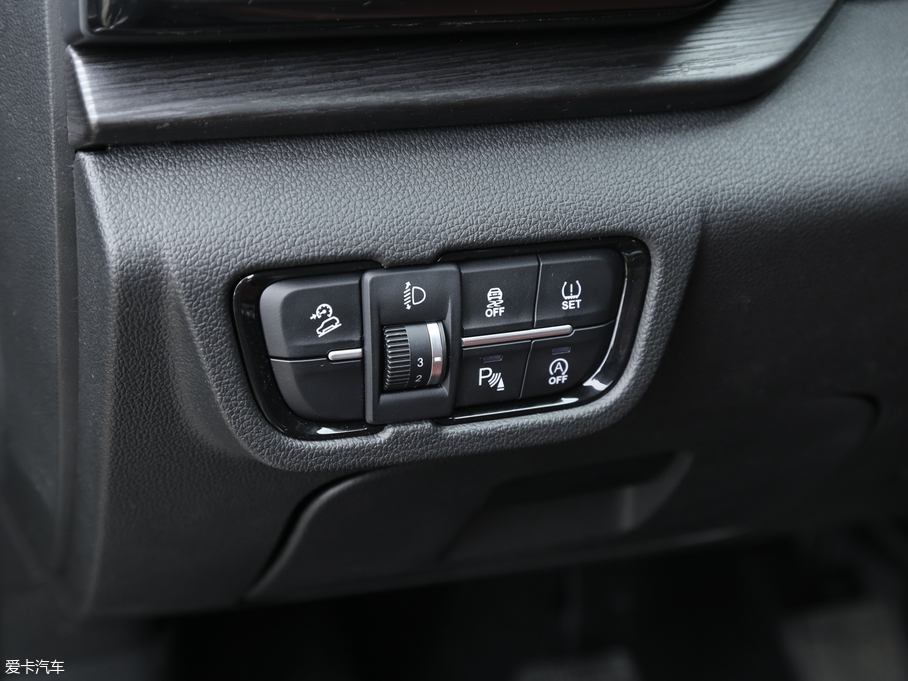 2018AV6 1.5T ք(dng)A