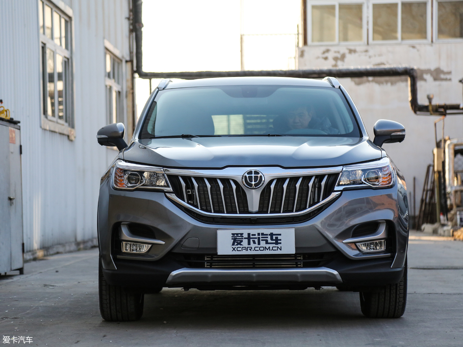 2018�����AV6 1.5T �ԄӼo����