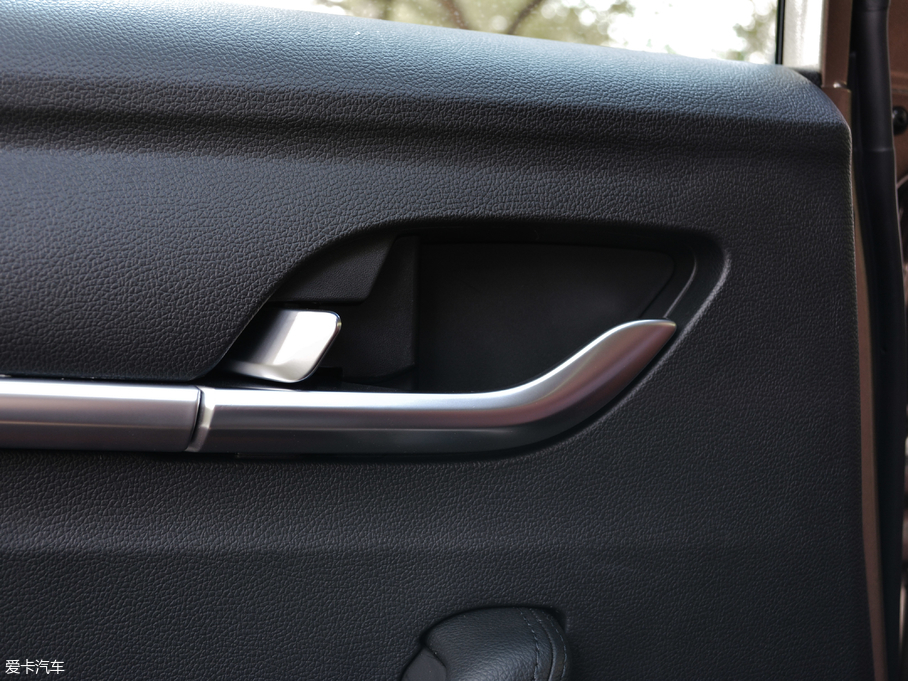 2018�����AV6 1.5T �քӾ�Ӣ��