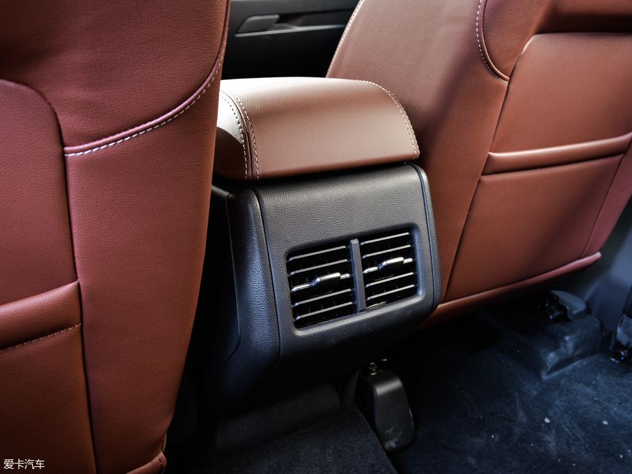 2018�����AV6 1.5T �քӾ�Ӣ��