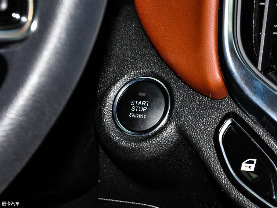 2018AV6 1.5T Ԅ(dng)A