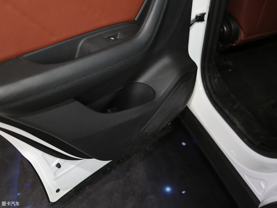 2018�����AV6 1.5T �Ԅ����F��