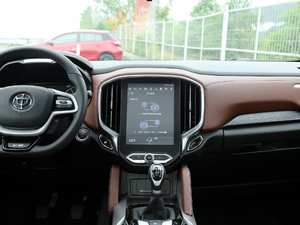 2018款1.5T 手动豪华型 中控台