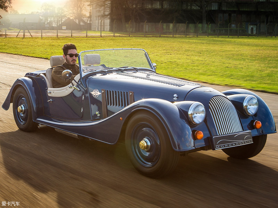 2016Ħ4-4 celebrates 80th anniversary