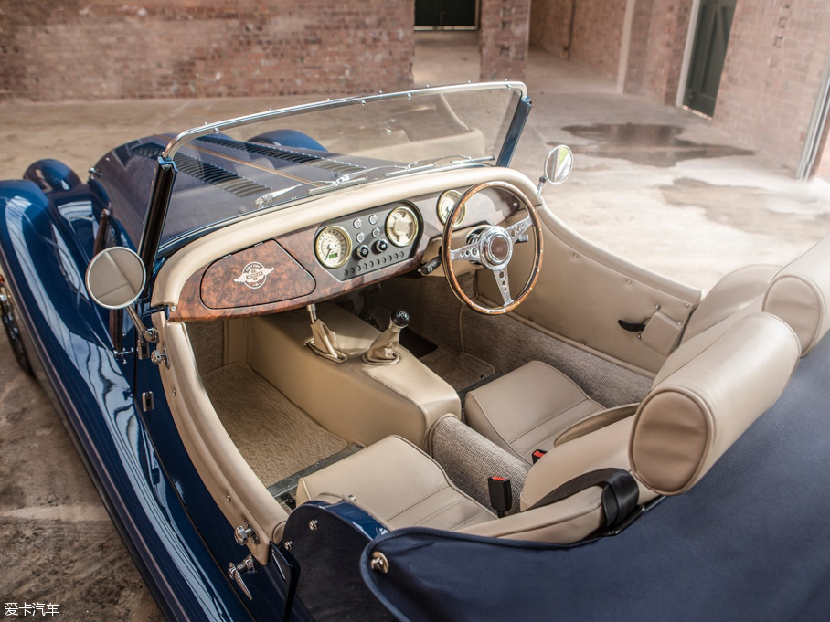 2016Ħ4-4 celebrates 80th anniversary