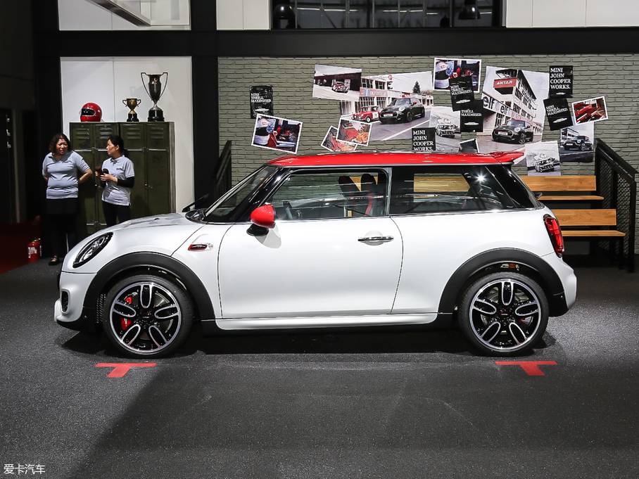 2018MINI JCW 2.0T JOHN COOPER WORKS