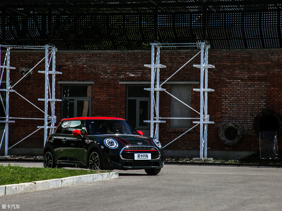 2018MINI JCW 2.0T JOHN COOPER WORKS ALL-IN