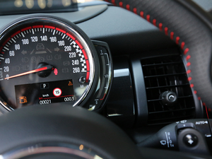 20182.0T JOHN COOPER WORKS ALL-IN п؅^