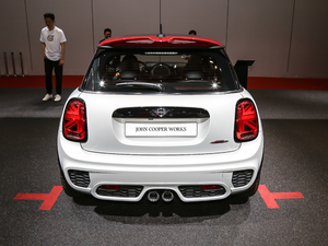 20182.0T JOHN COOPER WORKS 	