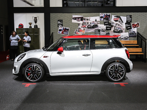 20182.0T JOHN COOPER WORKS ȣ