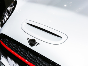 20182.0T JOHN COOPER WORKS ^