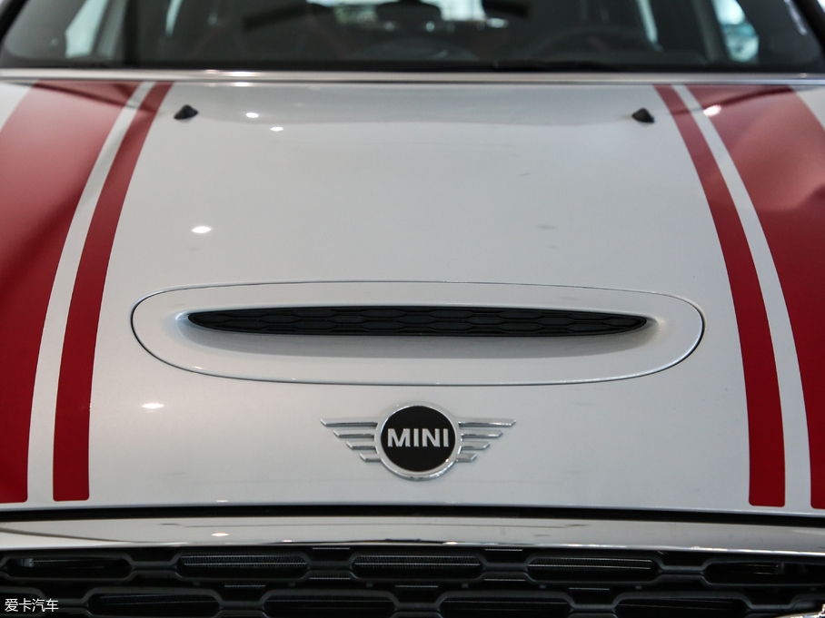 2019MINI JCW CLUBMAN OͰ